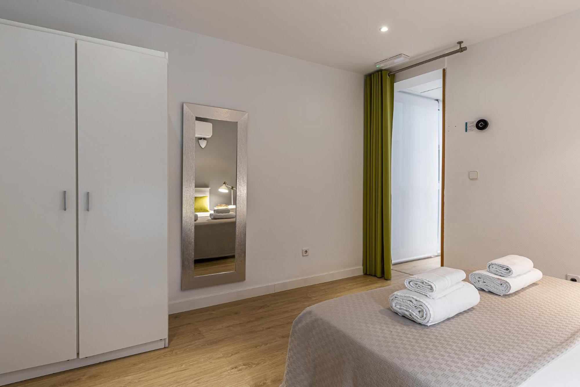 Waou Apartamentos En Sol Confort 2 马德里 外观 照片